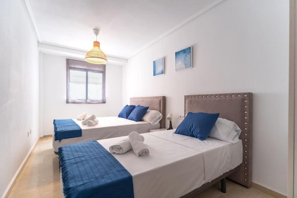 Amplio Apartamento 2 Dormitorios Cerca De La Playa Alicante Dış mekan fotoğraf