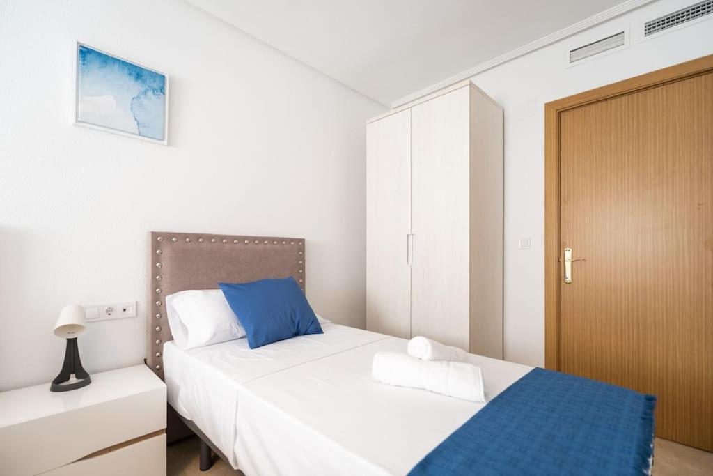 Amplio Apartamento 2 Dormitorios Cerca De La Playa Alicante Dış mekan fotoğraf