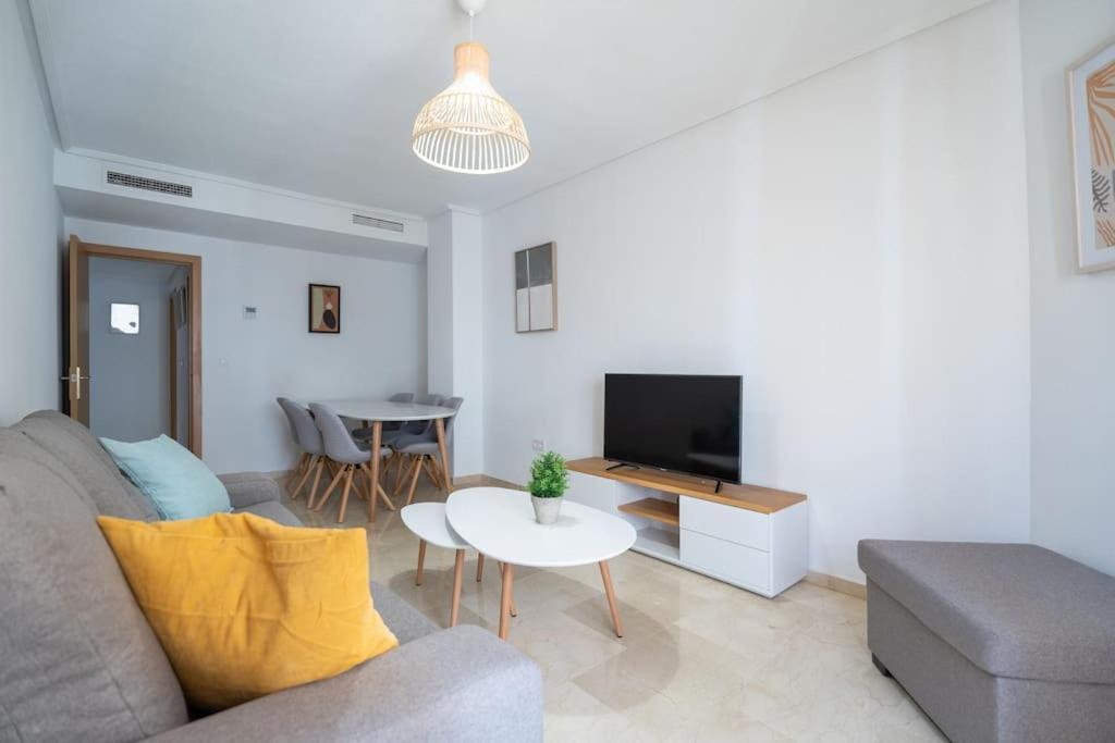 Amplio Apartamento 2 Dormitorios Cerca De La Playa Alicante Dış mekan fotoğraf